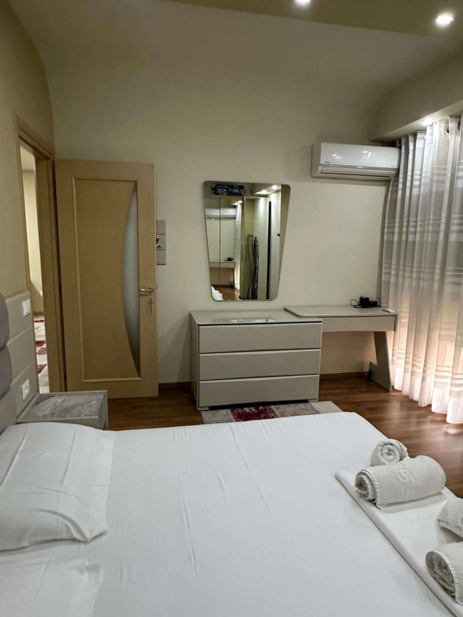 Kevin'S Apartment Delijorgj Τίρανα Εξωτερικό φωτογραφία